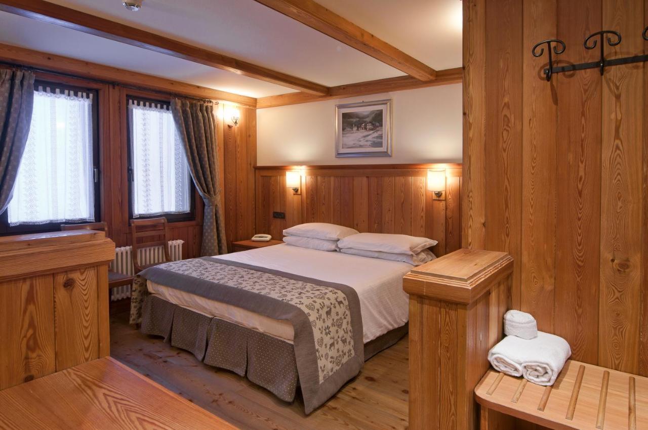 Hotel Castor Champoluc Kültér fotó