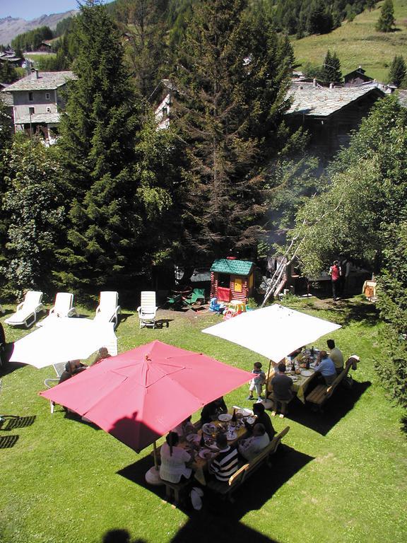 Hotel Castor Champoluc Kültér fotó