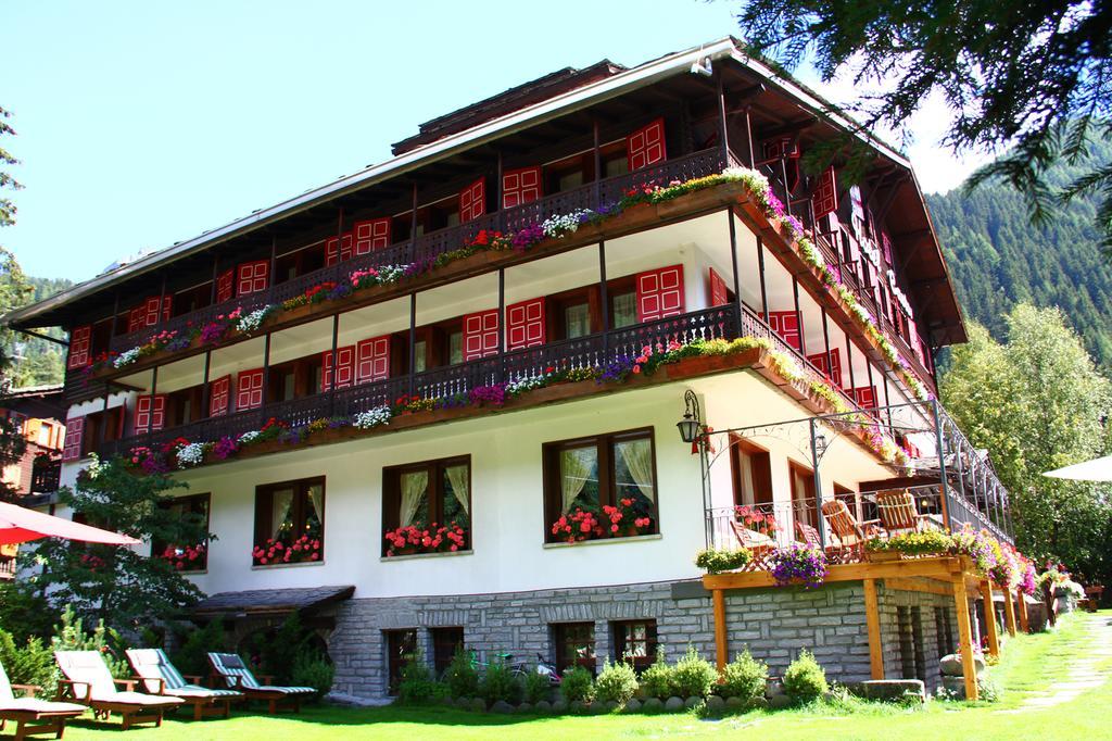 Hotel Castor Champoluc Kültér fotó